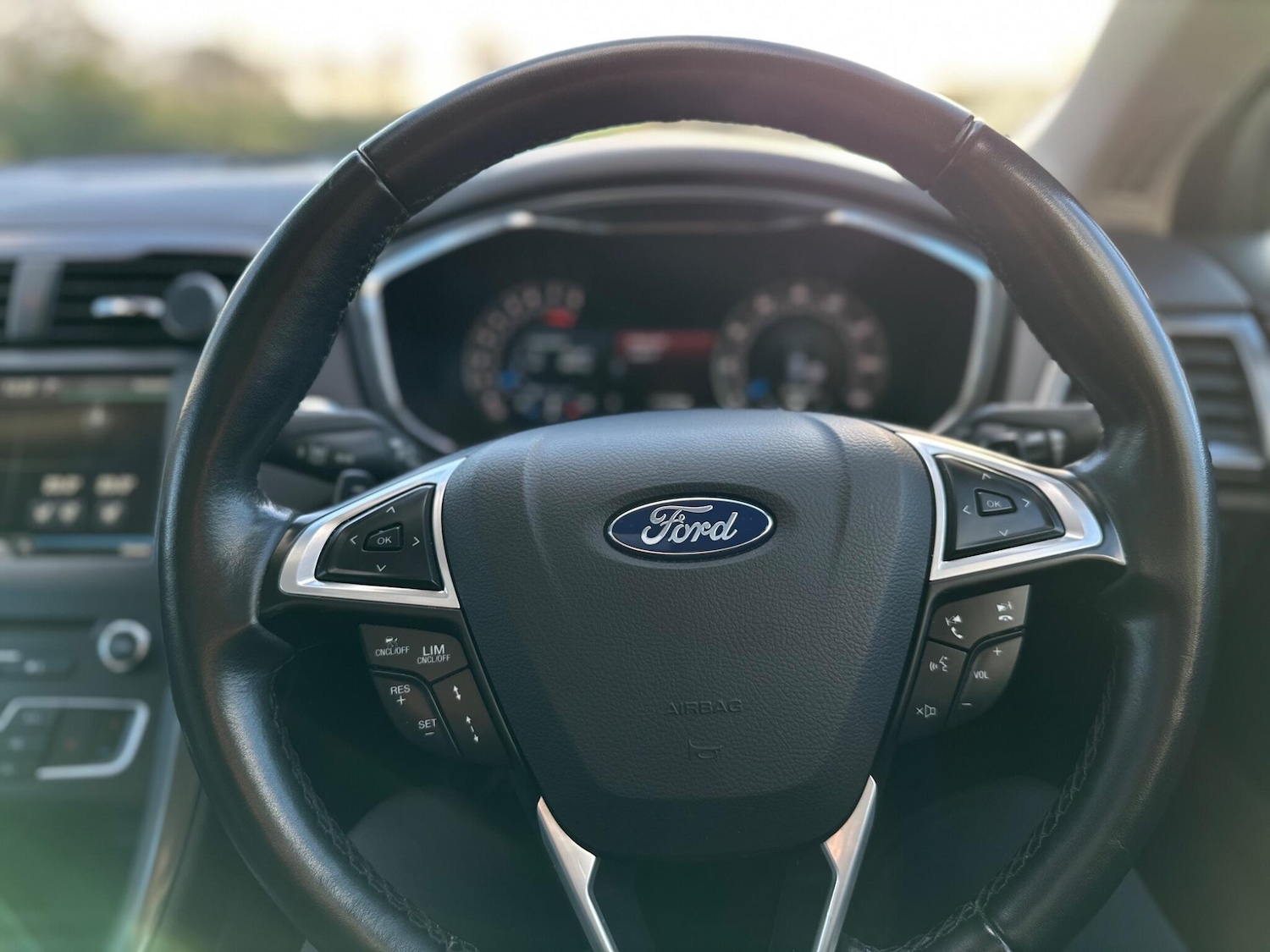 Used Ford Mondeo 2015 for sale - 76759280: Photo 70