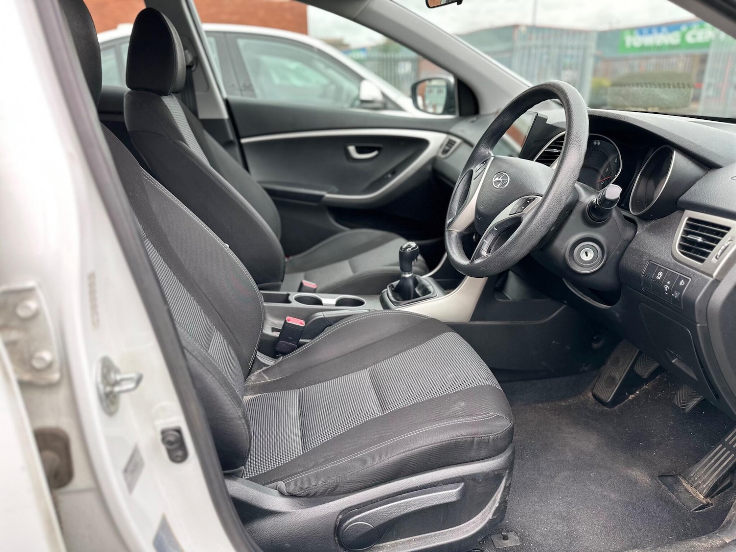 Used Hyundai i30 2015 for sale - 76404976: Photo 13