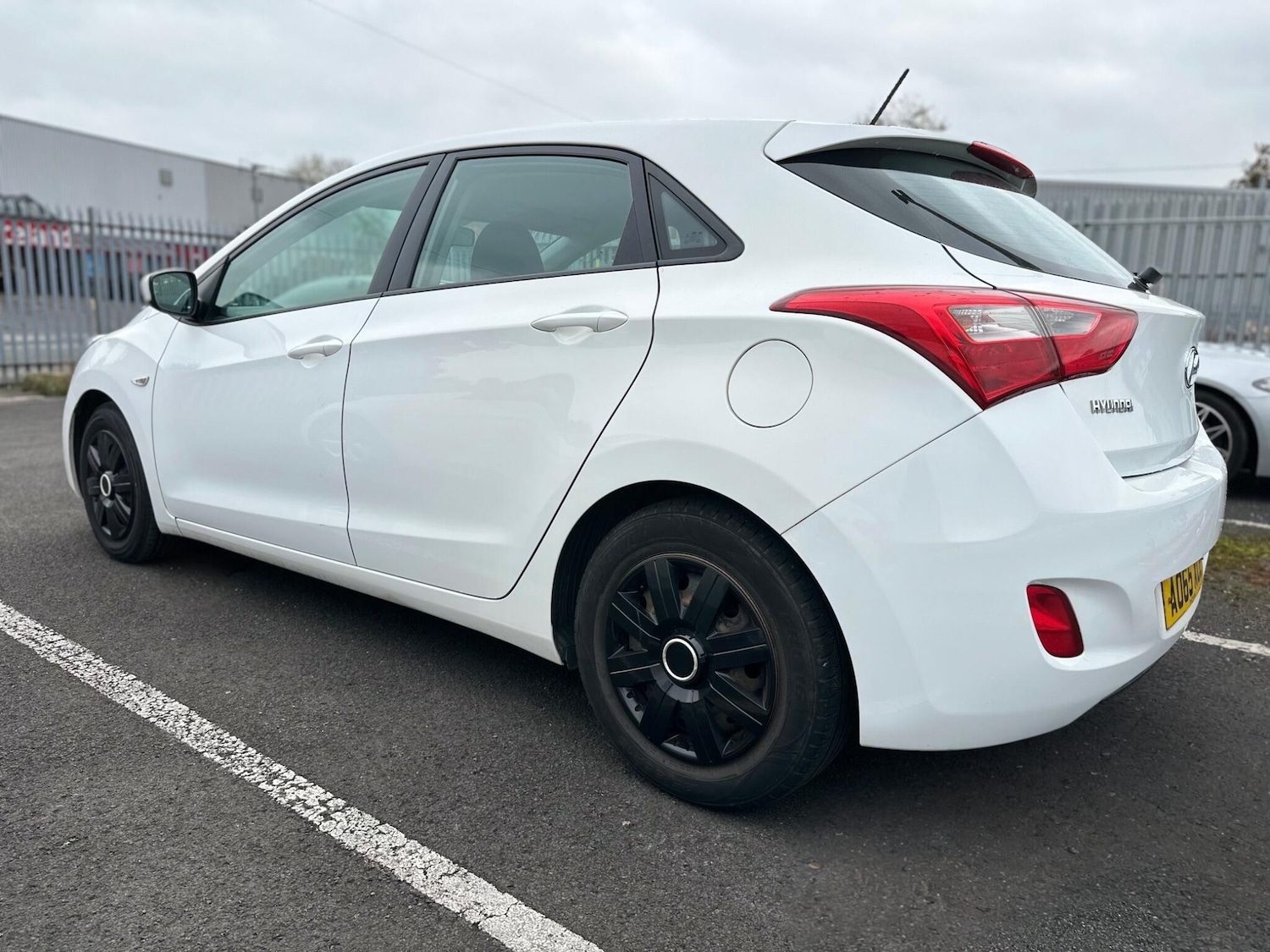 Used Hyundai i30 2015 for sale - 76404976: Photo 4