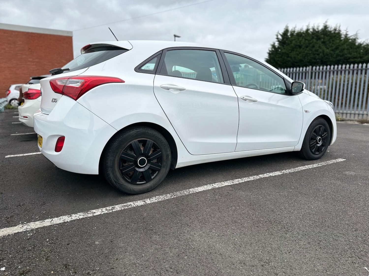 Used Hyundai i30 2015 for sale - 76404976: Photo 8