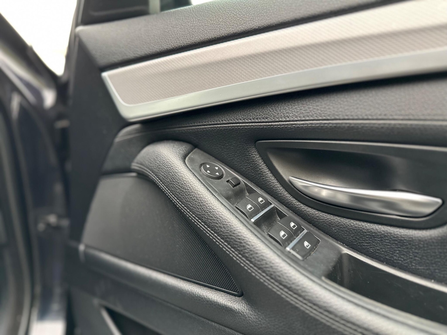 Used BMW 5 Series 2016 for sale - 76425795: Photo 33