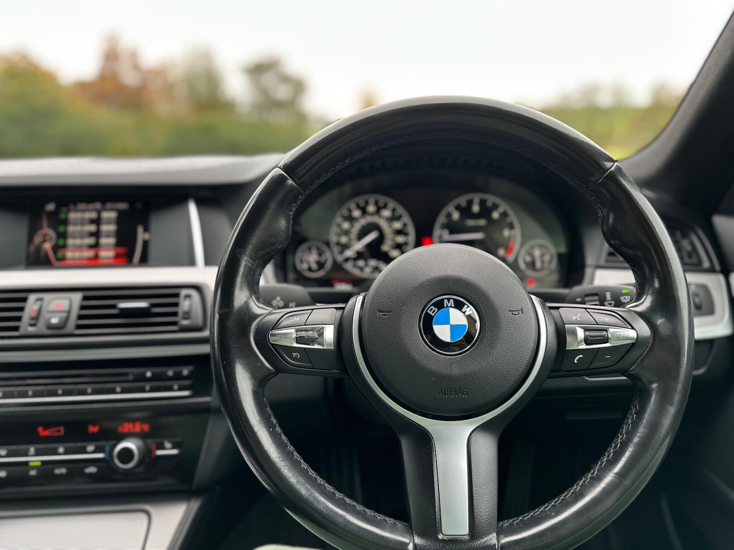 Used BMW 5 Series 2016 for sale - 76425795: Photo 50