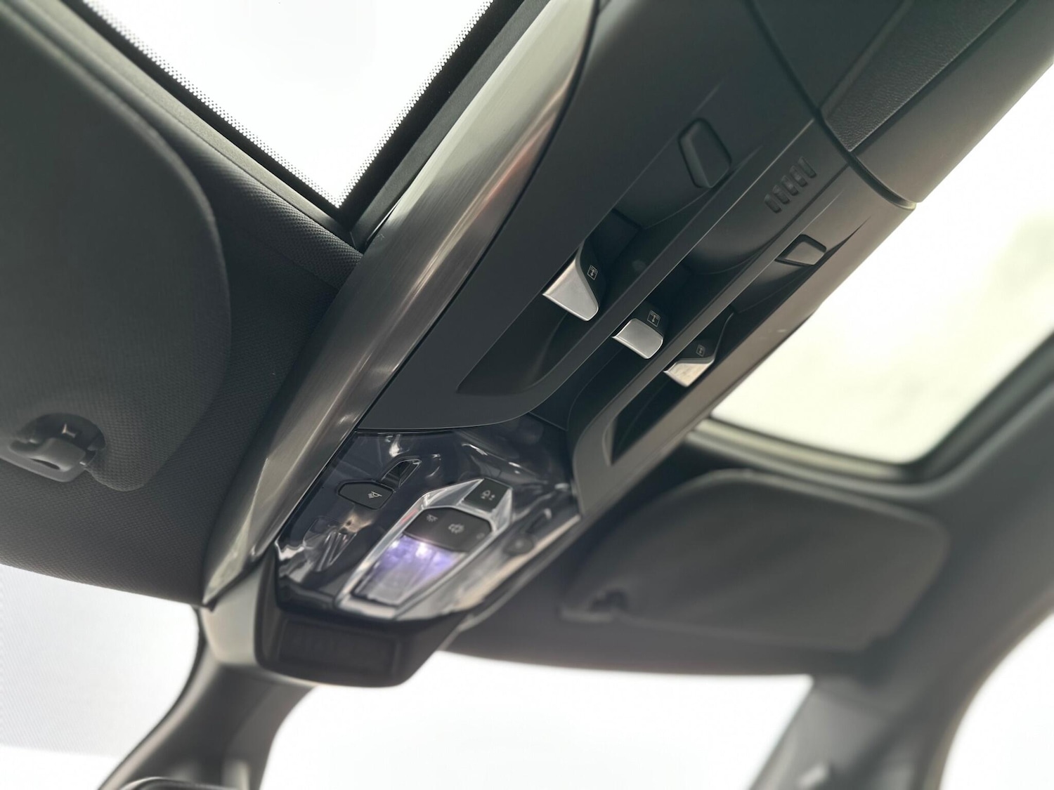 Used Citroen DS5 2014 for sale - 76432952: Photo 43