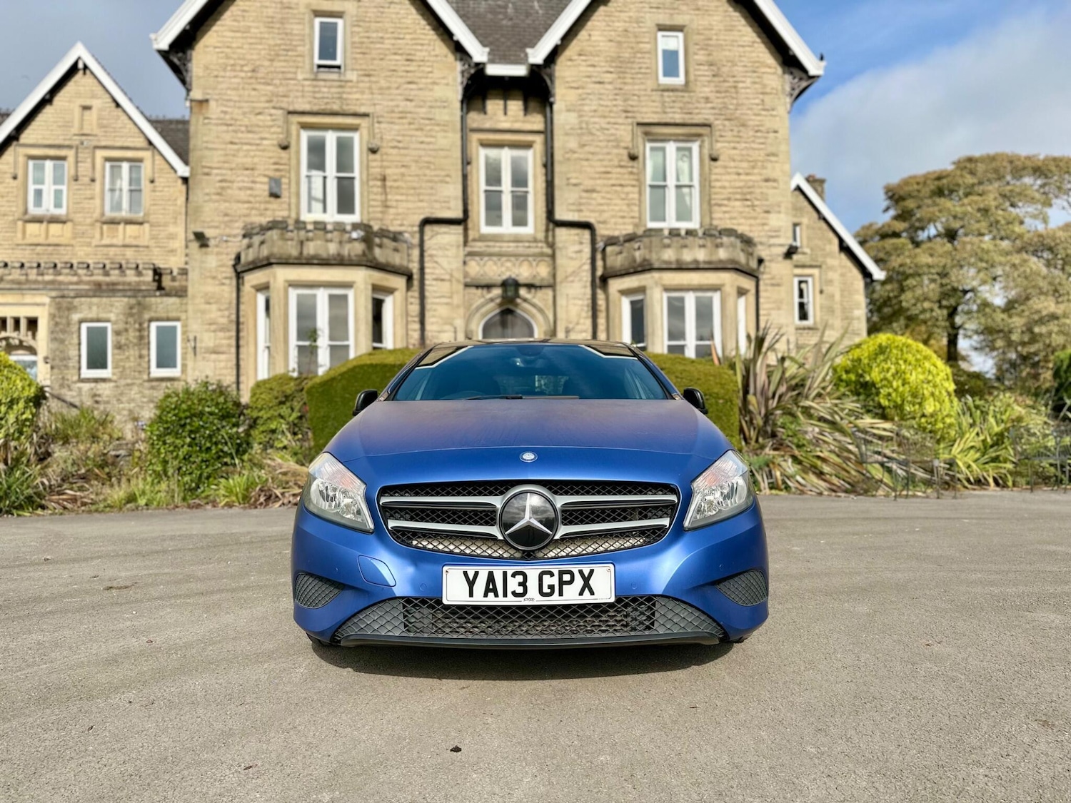 Used Mercedes-Benz A-Class 2013 for sale - 76404969: Photo 2