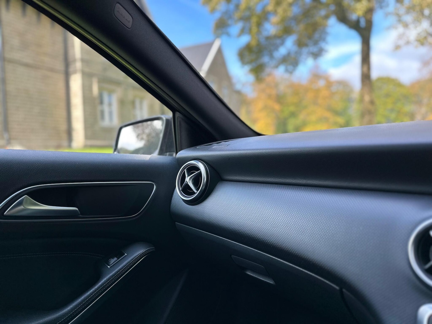 Used Mercedes-Benz A-Class 2013 for sale - 76404969: Photo 27