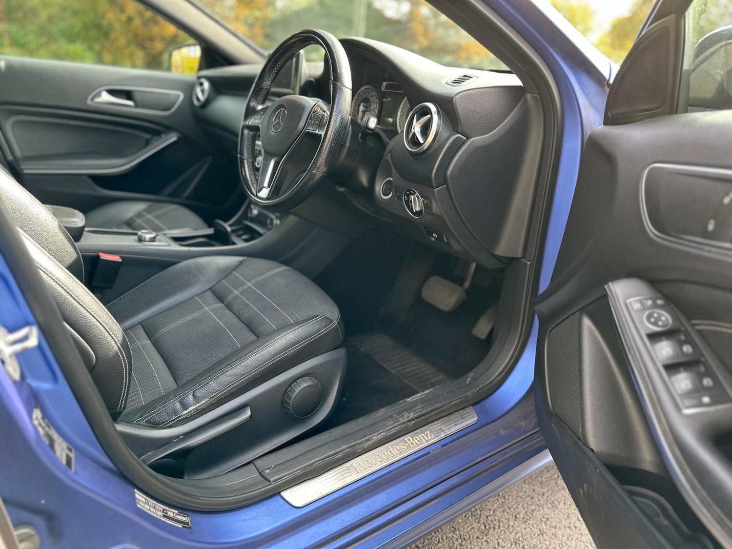 Used Mercedes-Benz A-Class 2013 for sale - 76404969: Photo 29