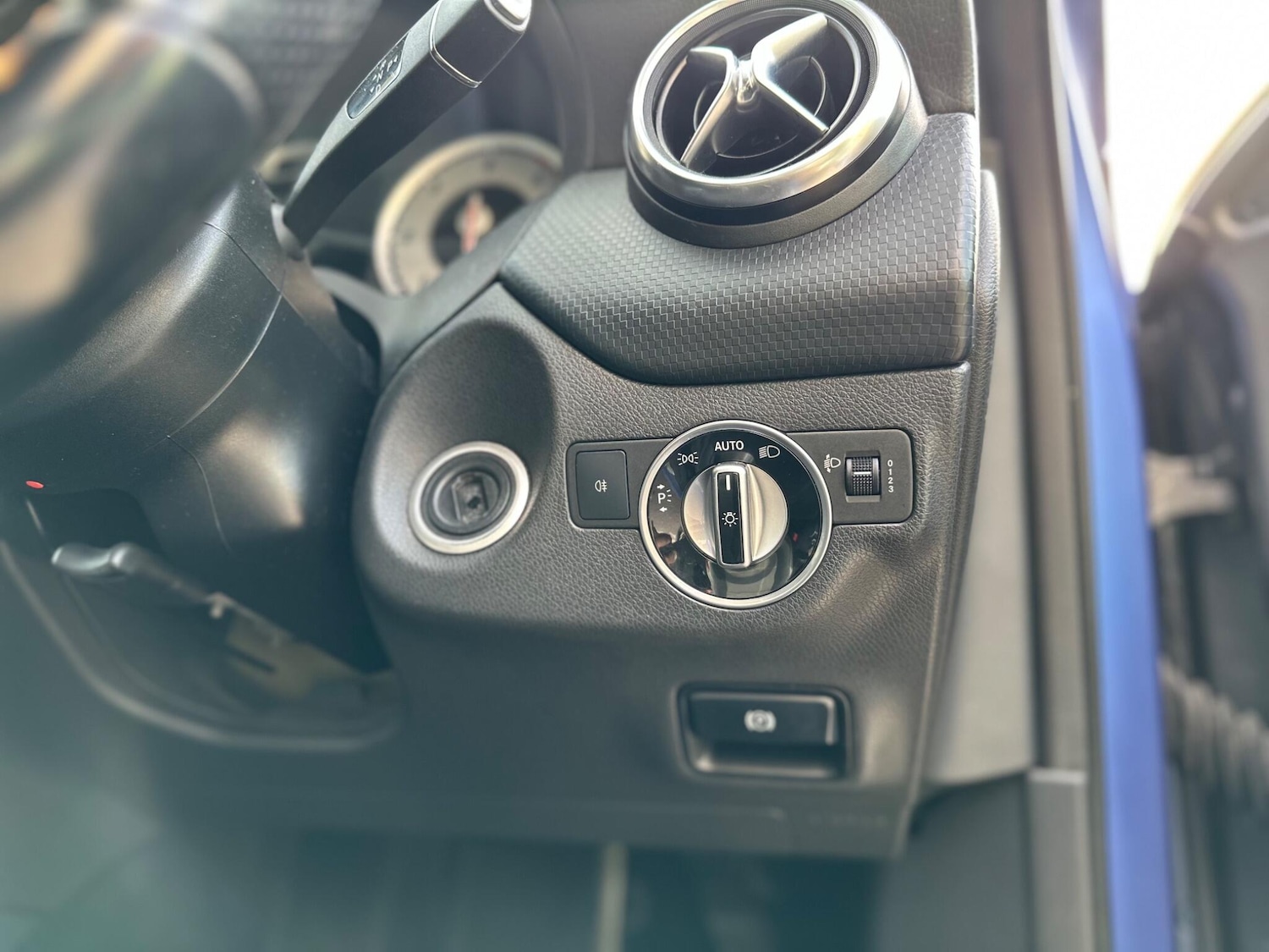 Used Mercedes-Benz A-Class 2013 for sale - 76404969: Photo 38