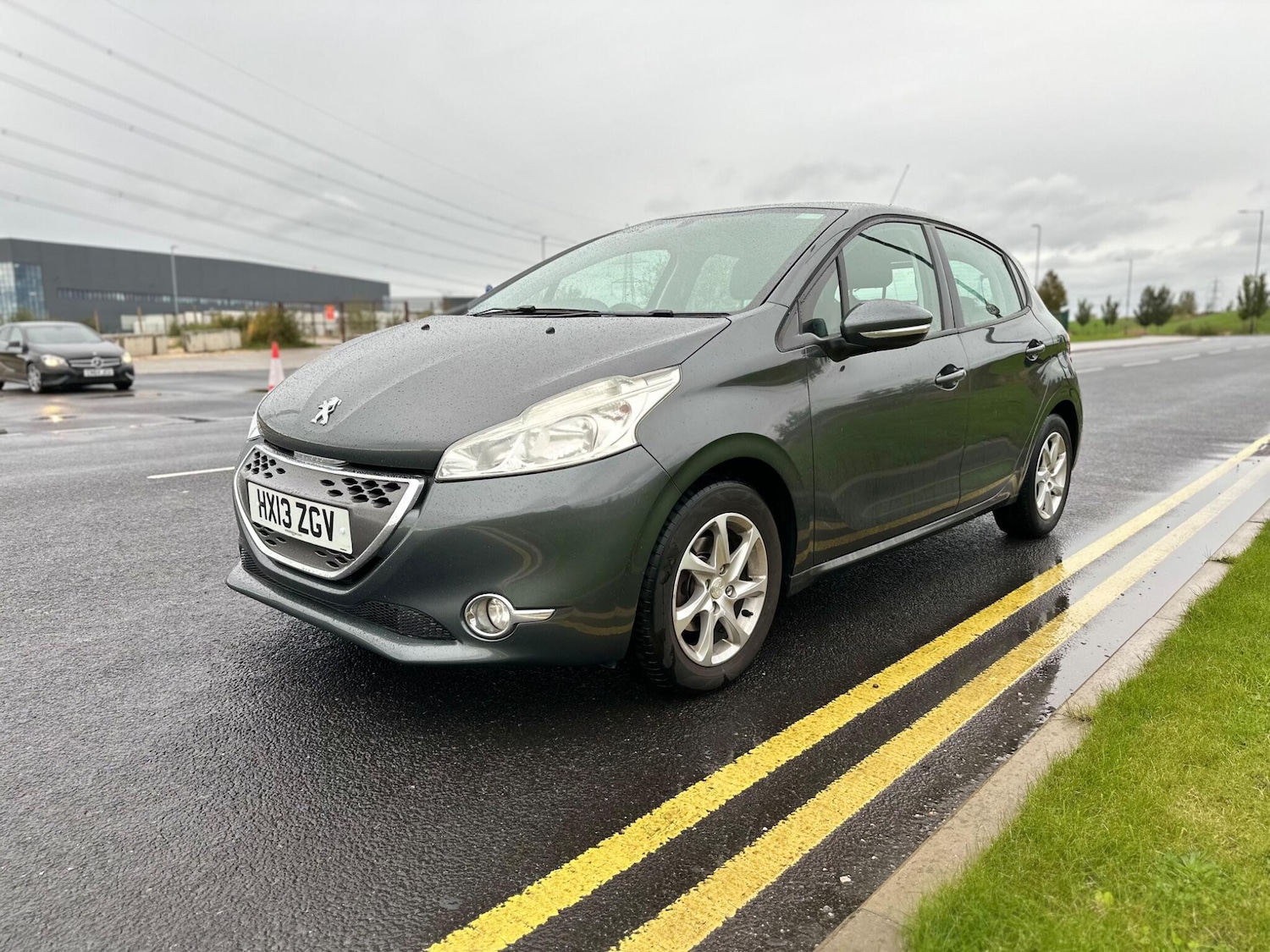 Used Peugeot 208 2013 for sale - 76404971: Photo 10