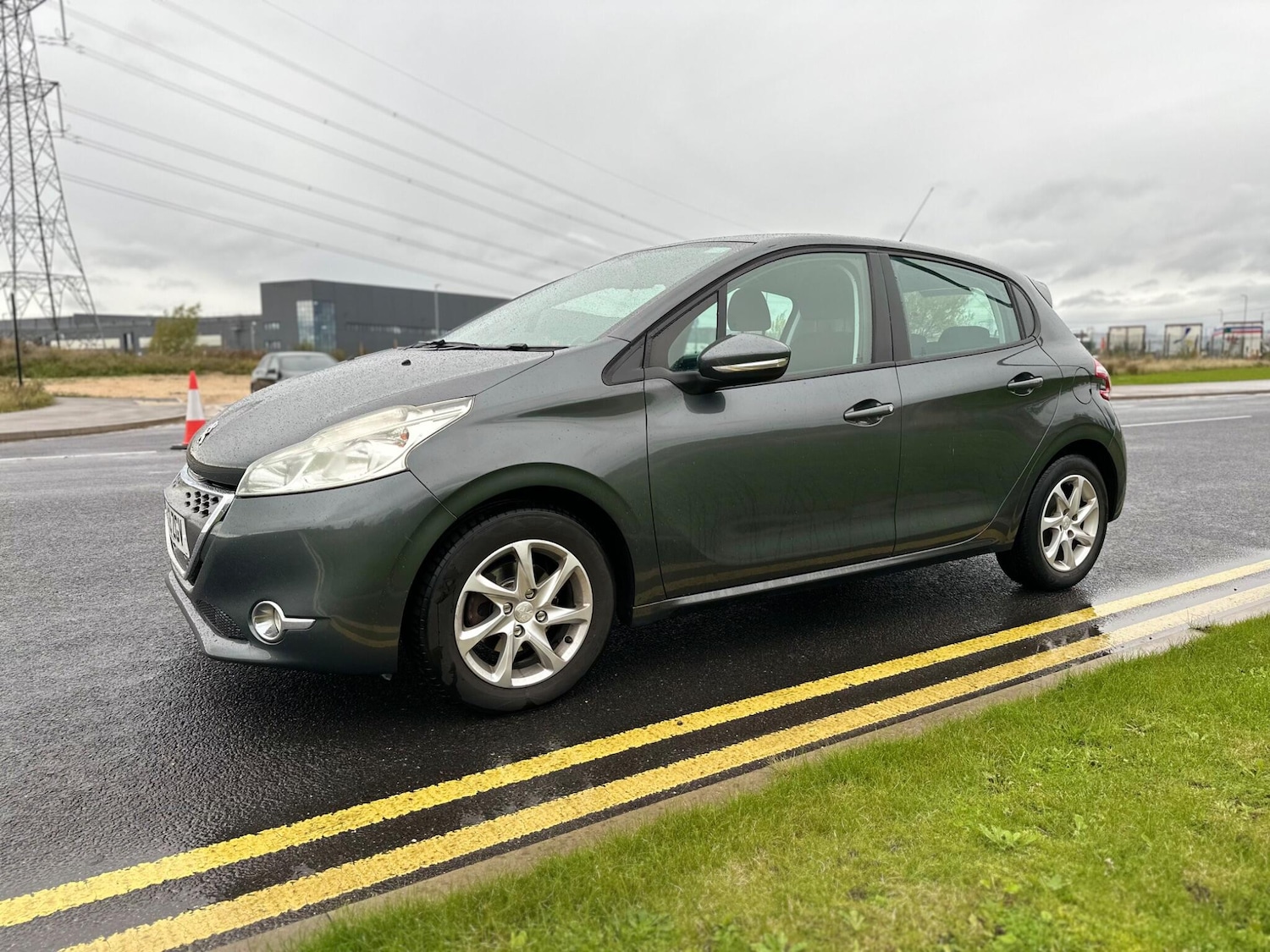 Used Peugeot 208 2013 for sale - 76404971: Photo 11