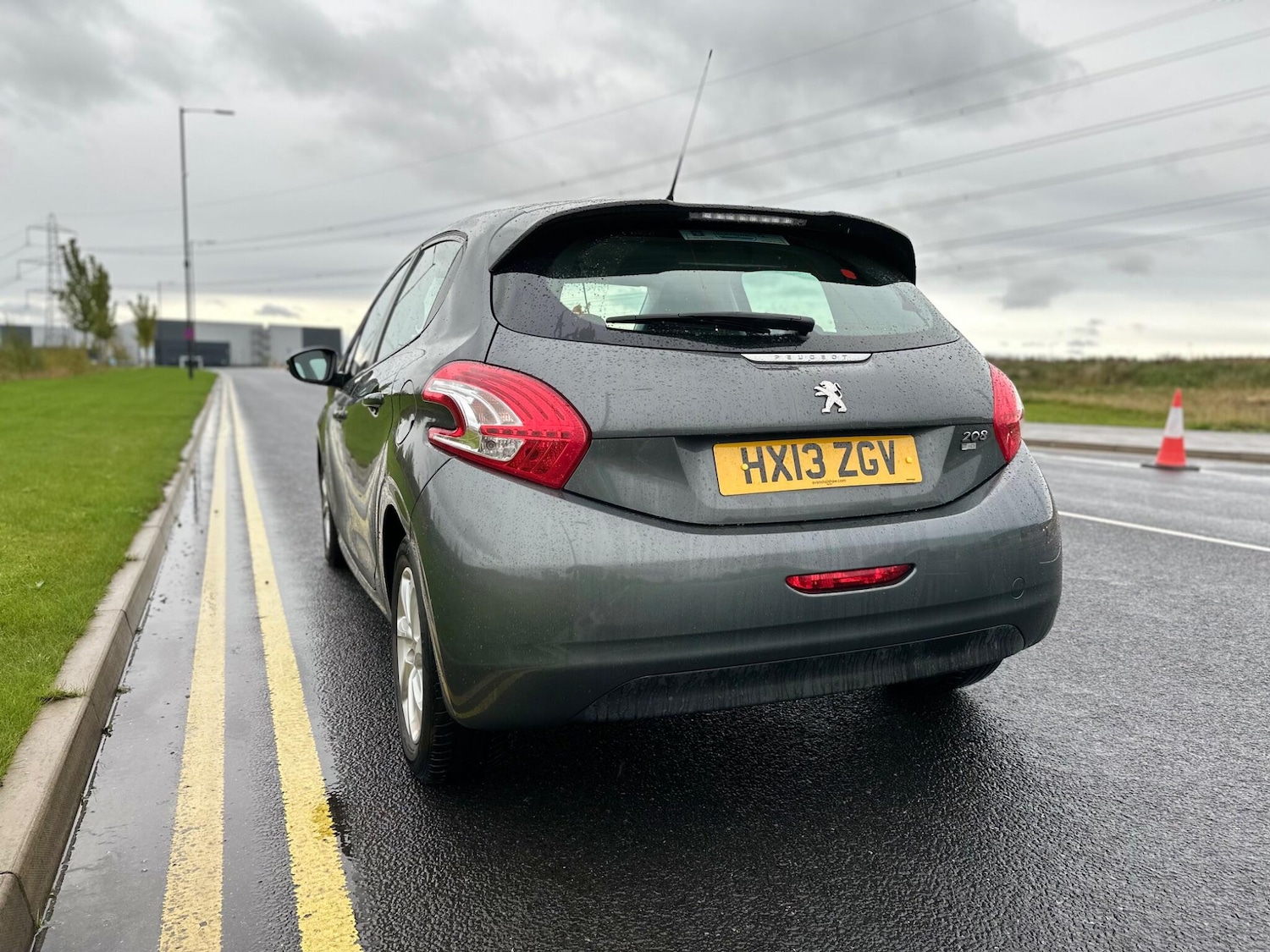 Used Peugeot 208 2013 for sale - 76404971: Photo 13