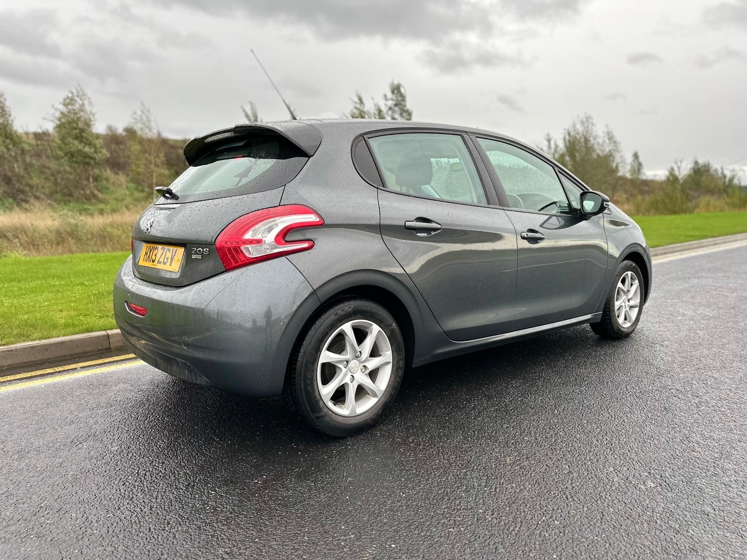 Used Peugeot 208 2013 for sale - 76404971: Photo 28