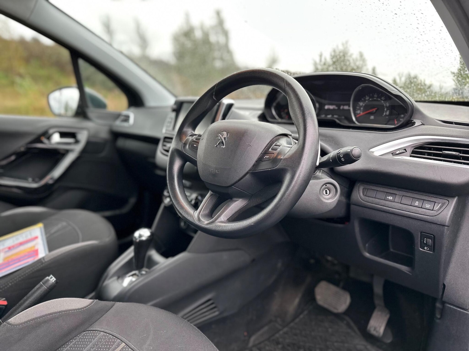 Used Peugeot 208 2013 for sale - 76404971: Photo 33