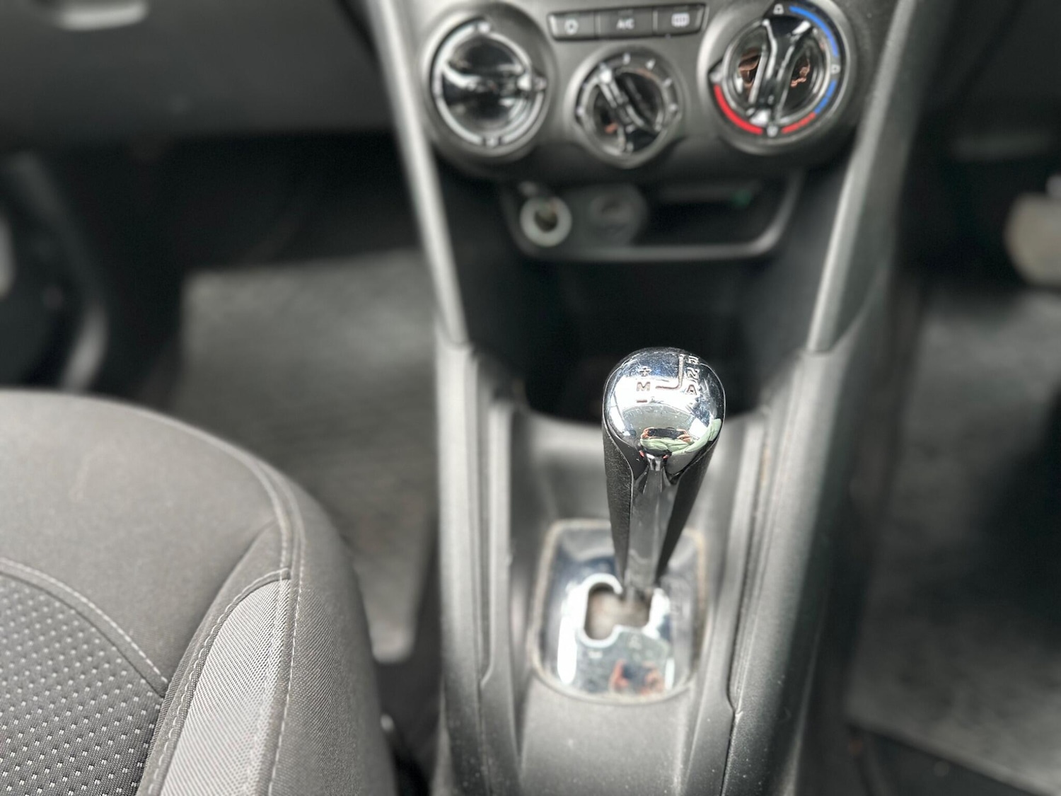 Used Peugeot 208 2013 for sale - 76404971: Photo 34