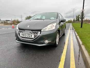 Used Peugeot 208 2013 for sale - 76404971: Photo