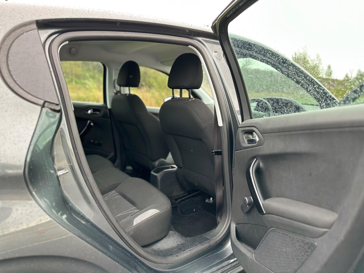 Used Peugeot 208 2013 for sale - 76404971: Photo 41