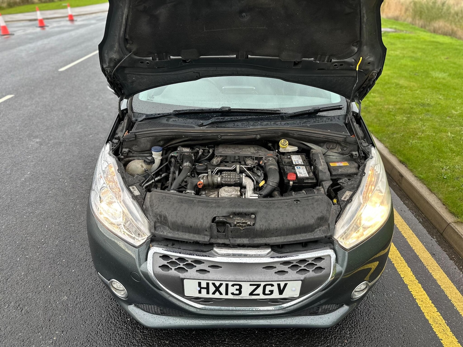 Used Peugeot 208 2013 for sale - 76404971: Photo 46