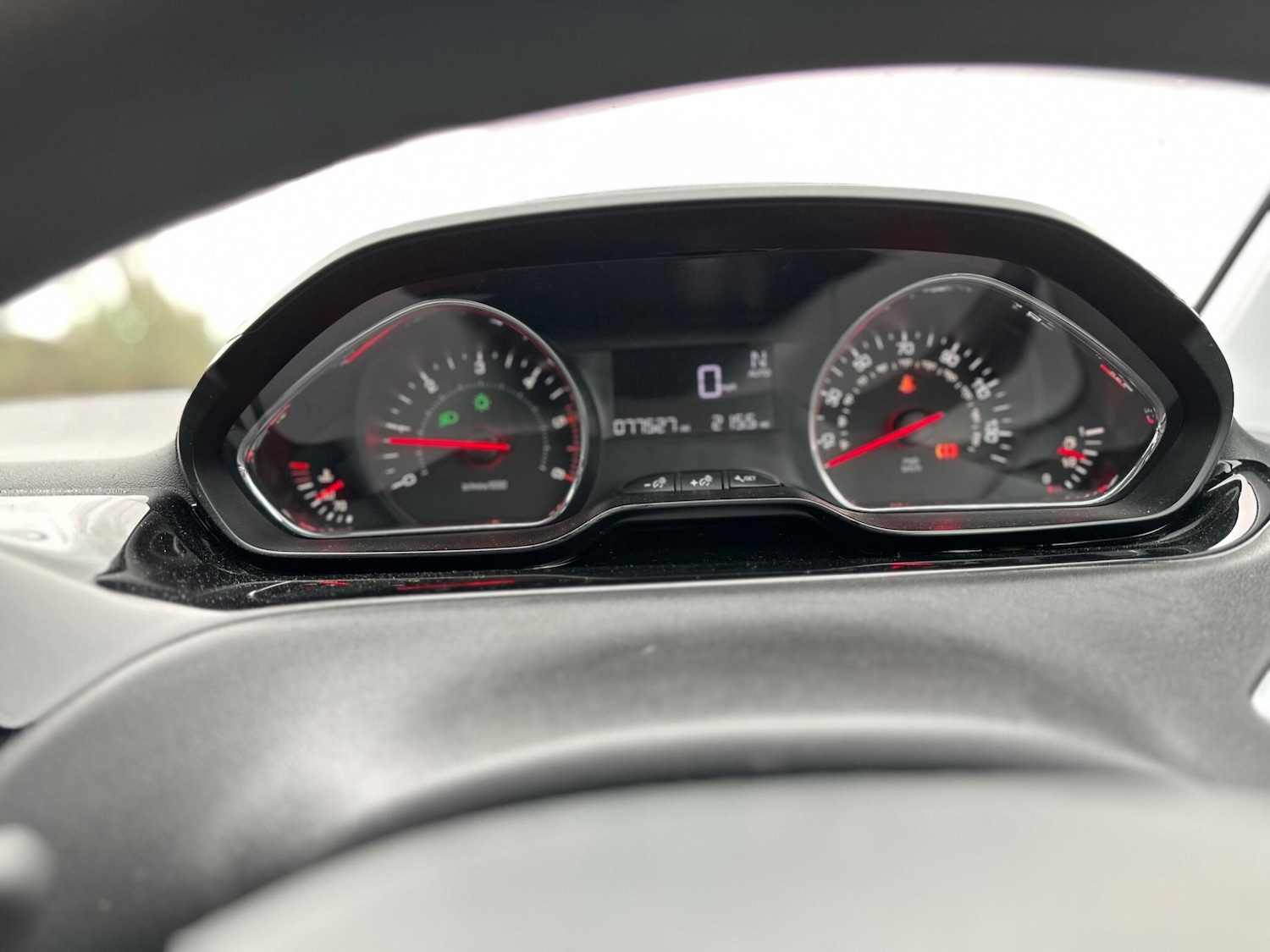 Used Peugeot 208 2013 for sale - 76404971: Photo 54