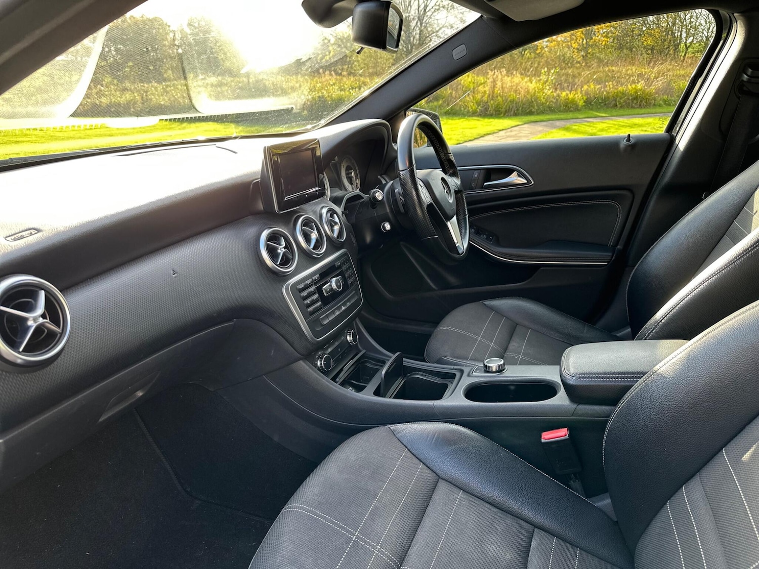 Used Mercedes-Benz A-Class 2014 for sale - 76404974: Photo 30