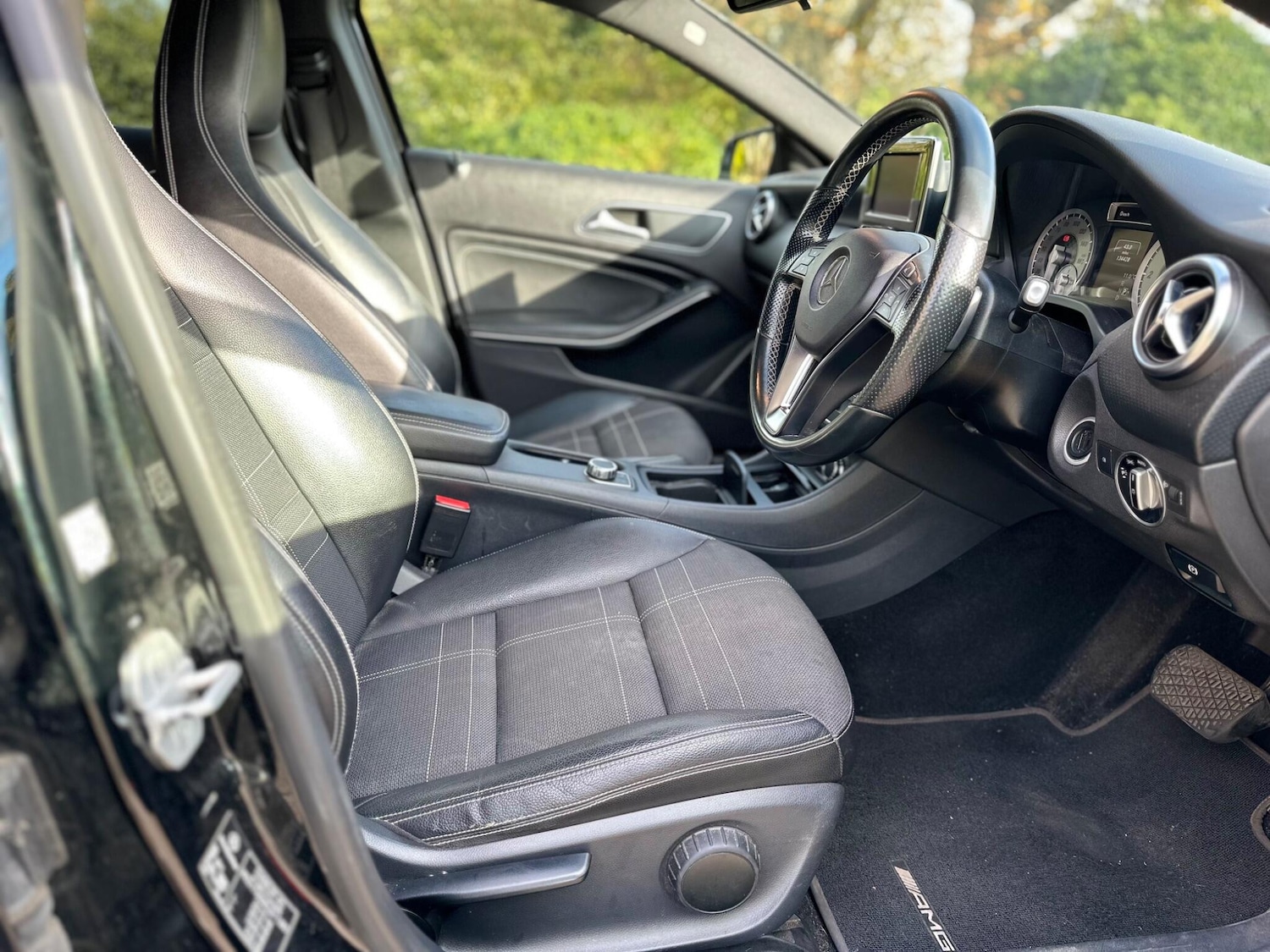 Used Mercedes-Benz A-Class 2014 for sale - 76404974: Photo 39