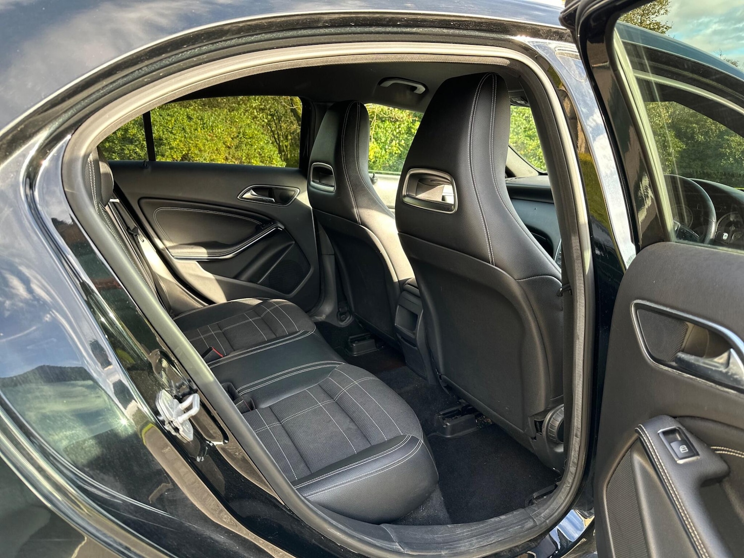 Used Mercedes-Benz A-Class 2014 for sale - 76404974: Photo 42