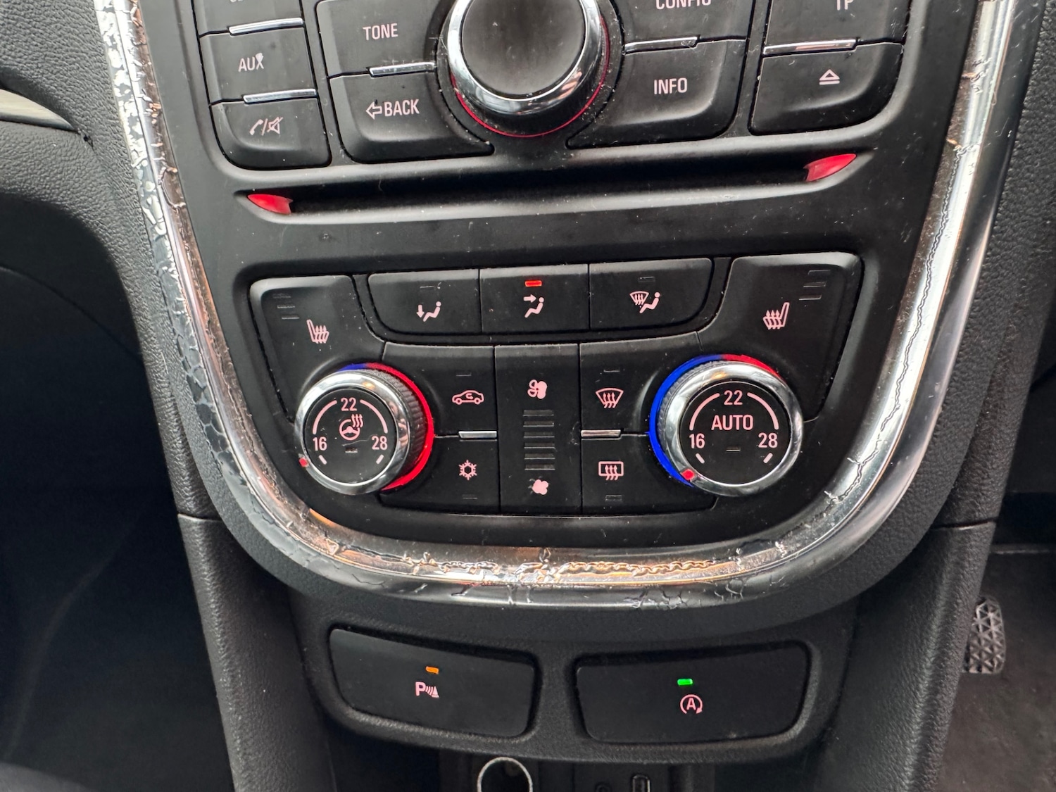 Used Vauxhall Mokka 2015 for sale - 76488504: Photo 8