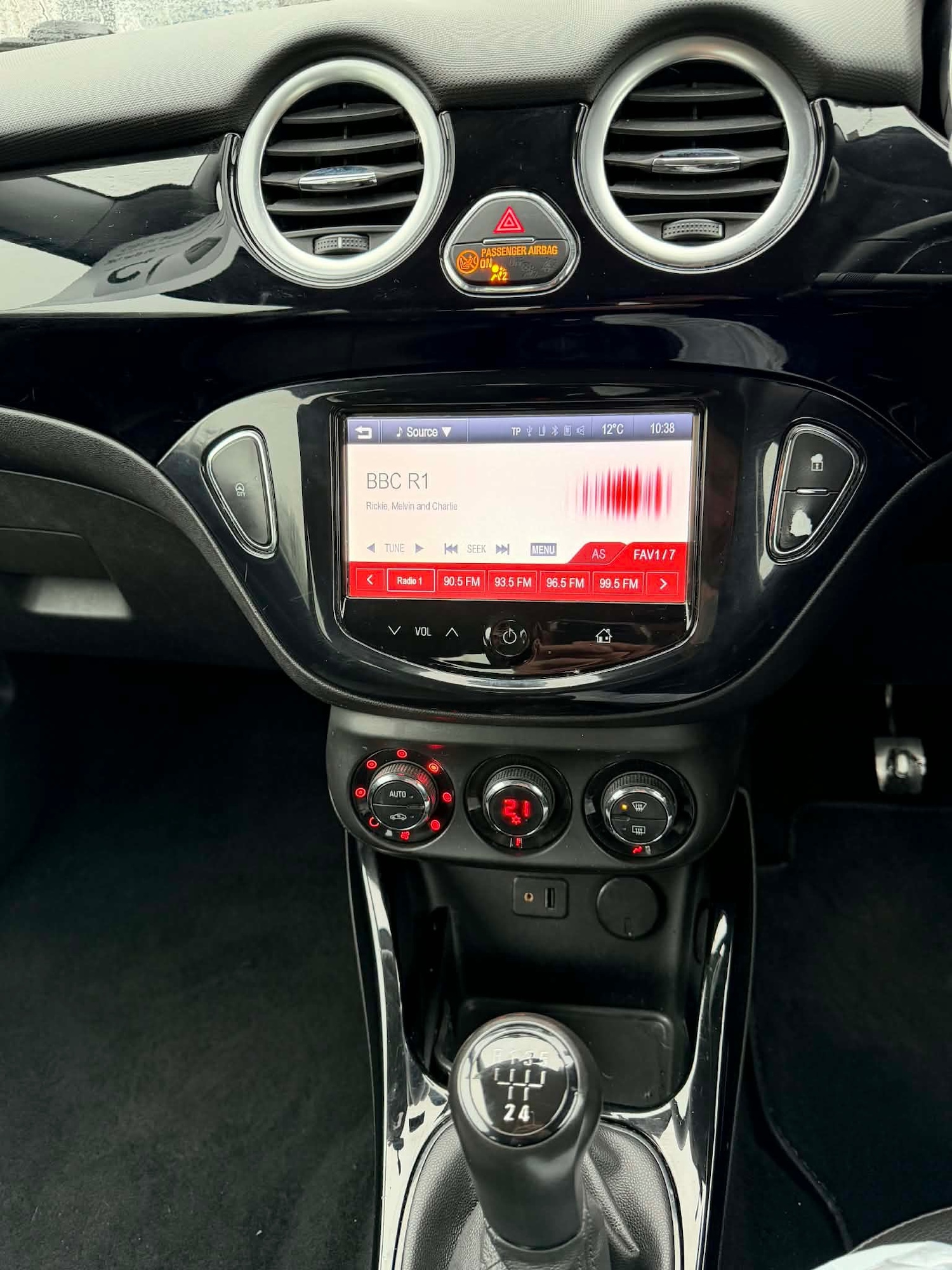 Used Vauxhall ADAM 2014 for sale - 76726181: Photo 6