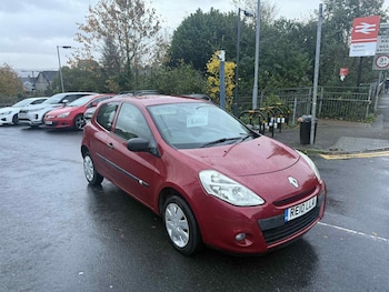 Used Renault Clio 2010 for sale - 76454892: Photo