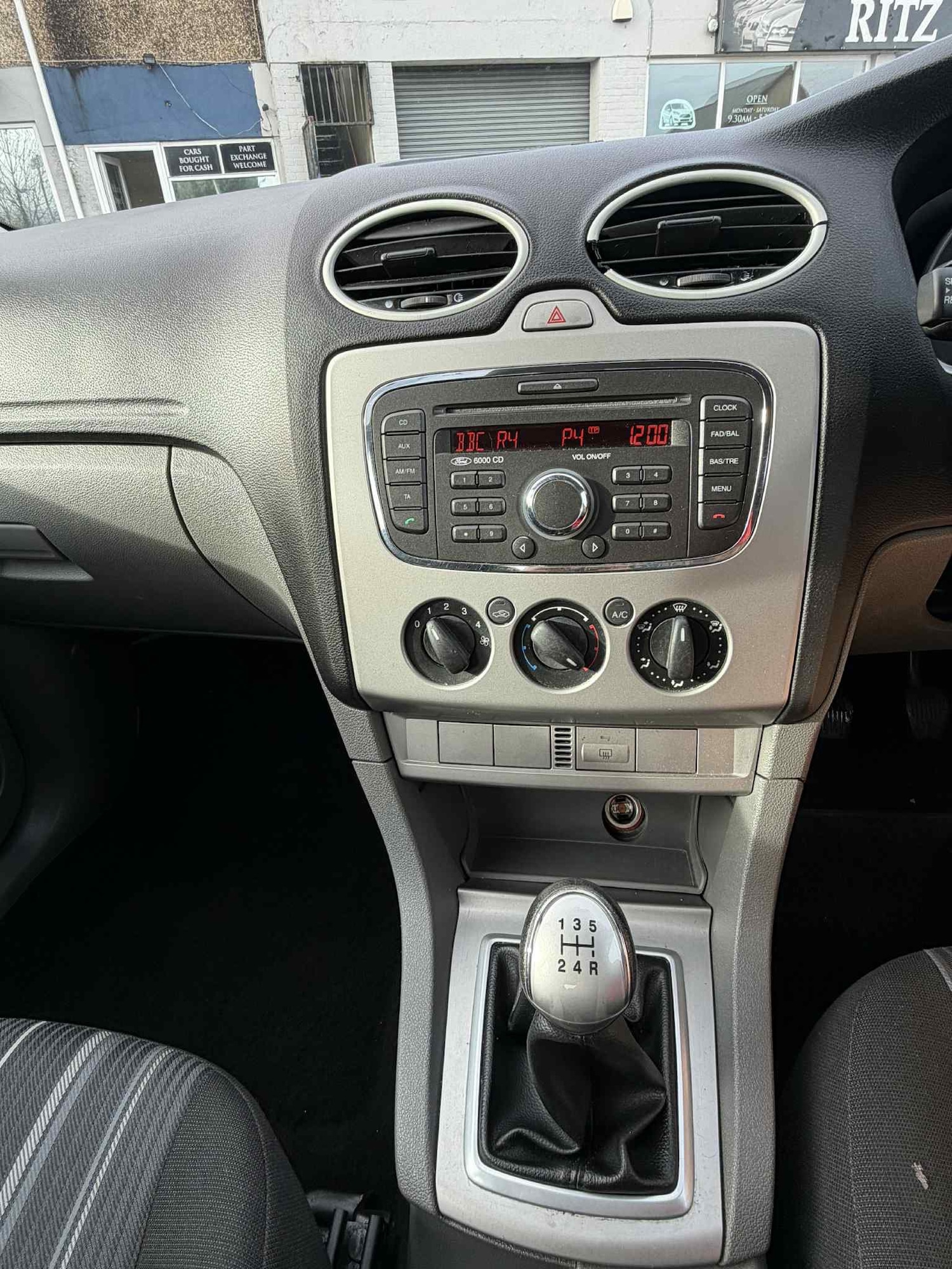 Used Ford Focus 2009 for sale - 76565925: Photo 6