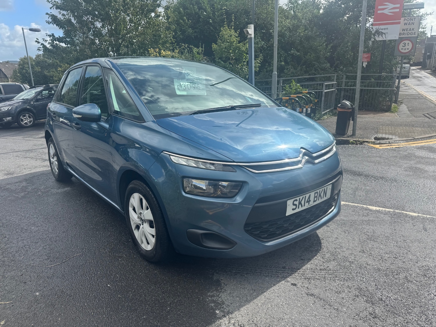 Used Citroen C4 Picasso 2014 for sale - 76497757: Photo 2