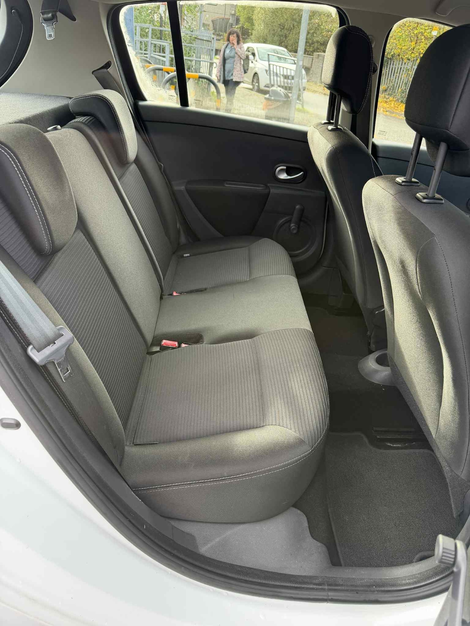 Used Renault Clio 2012 for sale - 76565731: Photo 5