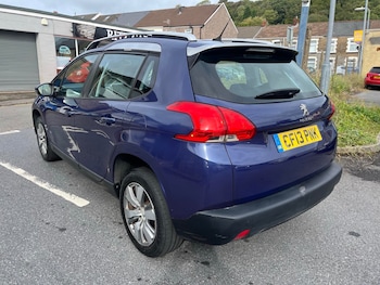 Used Peugeot 2008 2013 for sale - 76205793: Photo 4