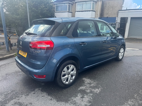 Used Citroen C4 Picasso 2014 for sale - 76205725: Photo 5