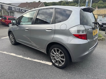 Used Honda Jazz 2010 for sale - 75584984: Photo