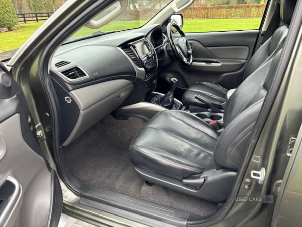 Used Toyota Hilux 2024 for sale - 76296319: Photo 11