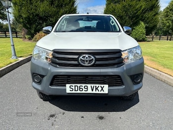 Used Toyota Hilux 2019 for sale - 79454366: Photo