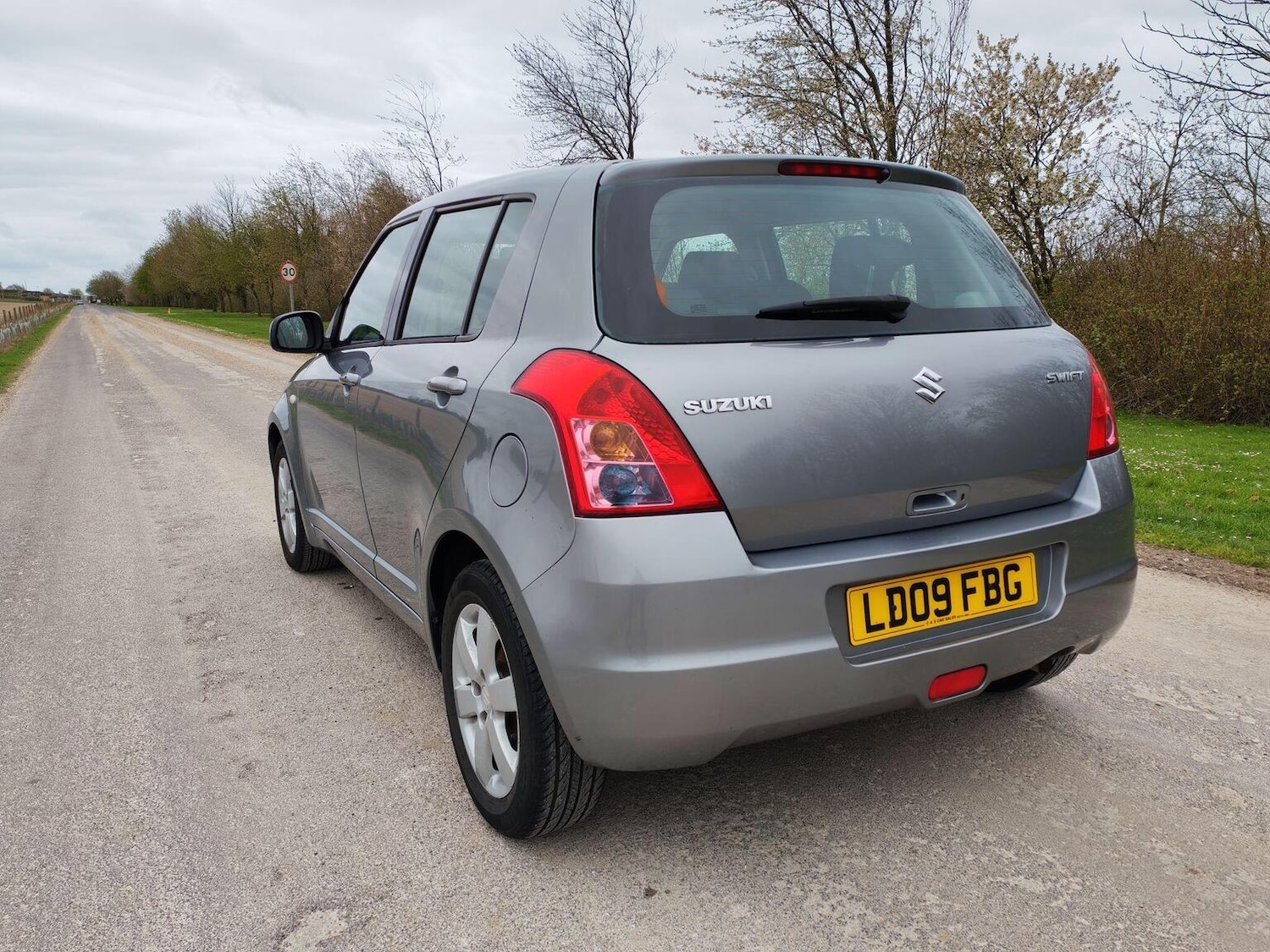 Used Suzuki Swift 2009 for sale - 78062223: Photo 26