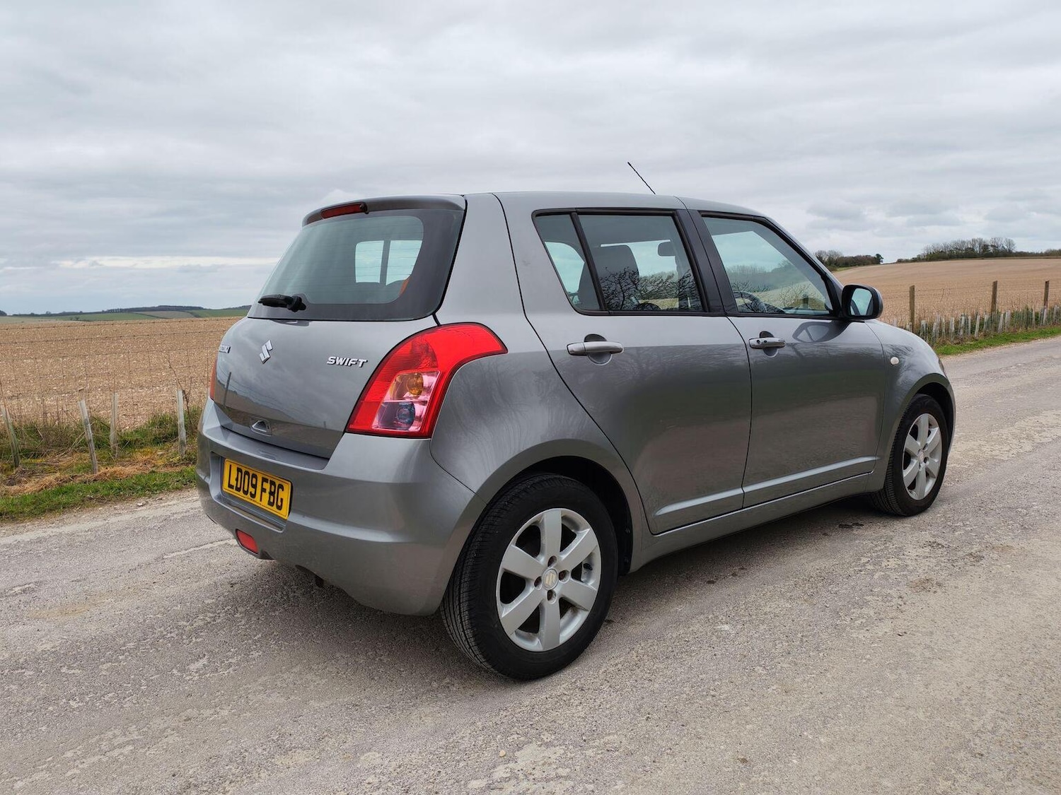 Used Suzuki Swift 2009 for sale - 78062223: Photo 28