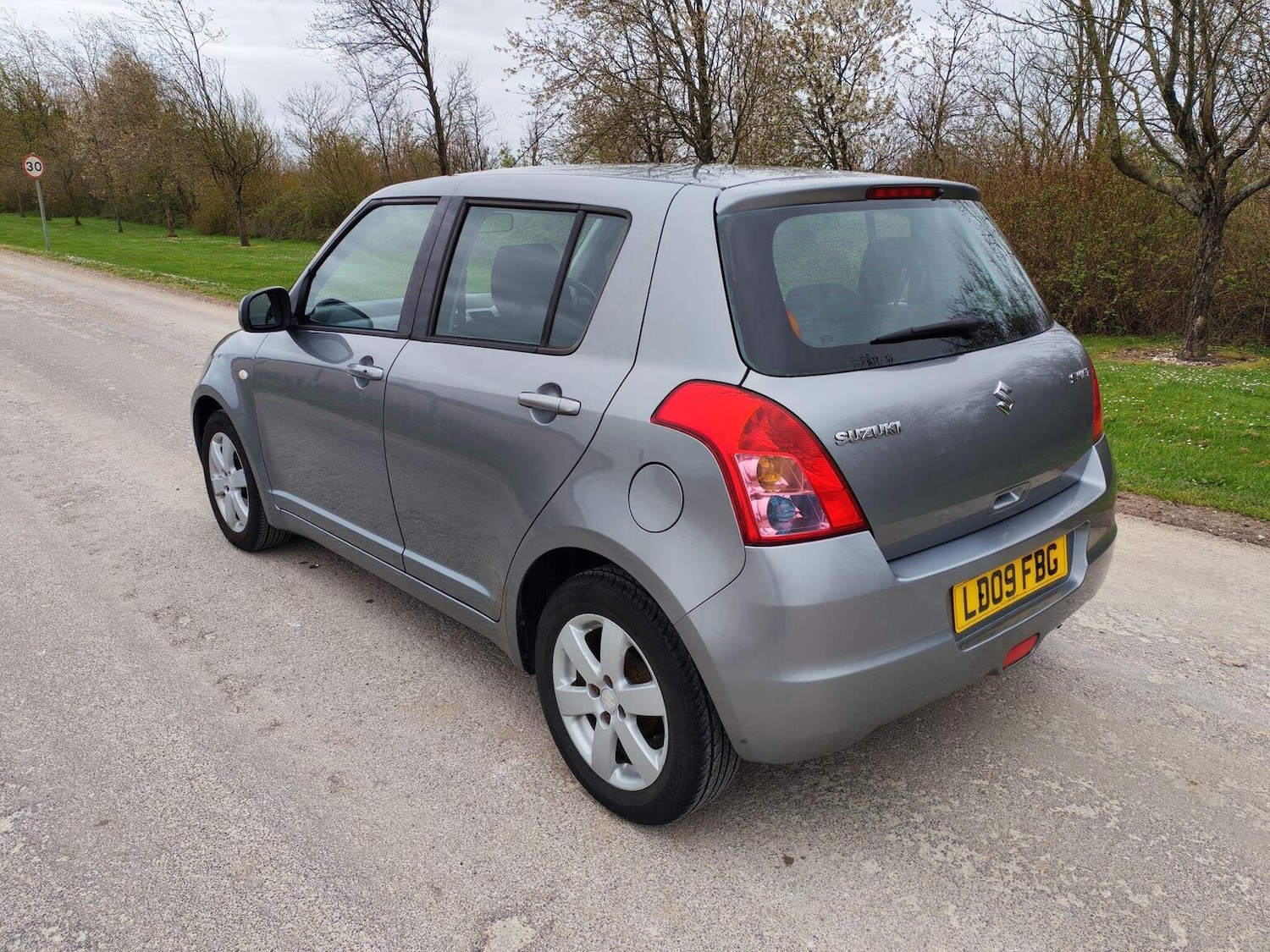 Used Suzuki Swift 2009 for sale - 78062223: Photo 9