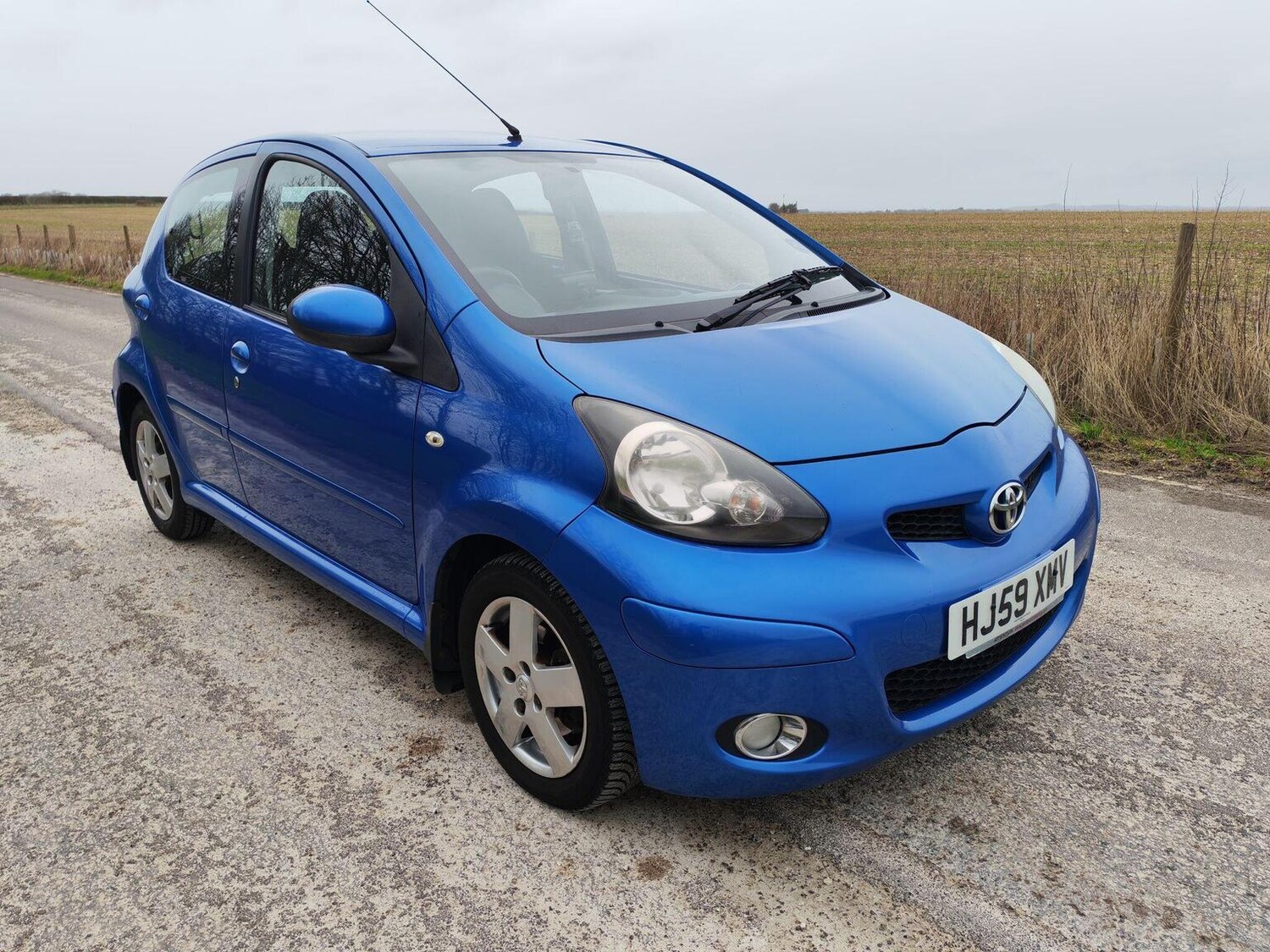 Used Toyota AYGO 2009 for sale - 77643818: Photo 25