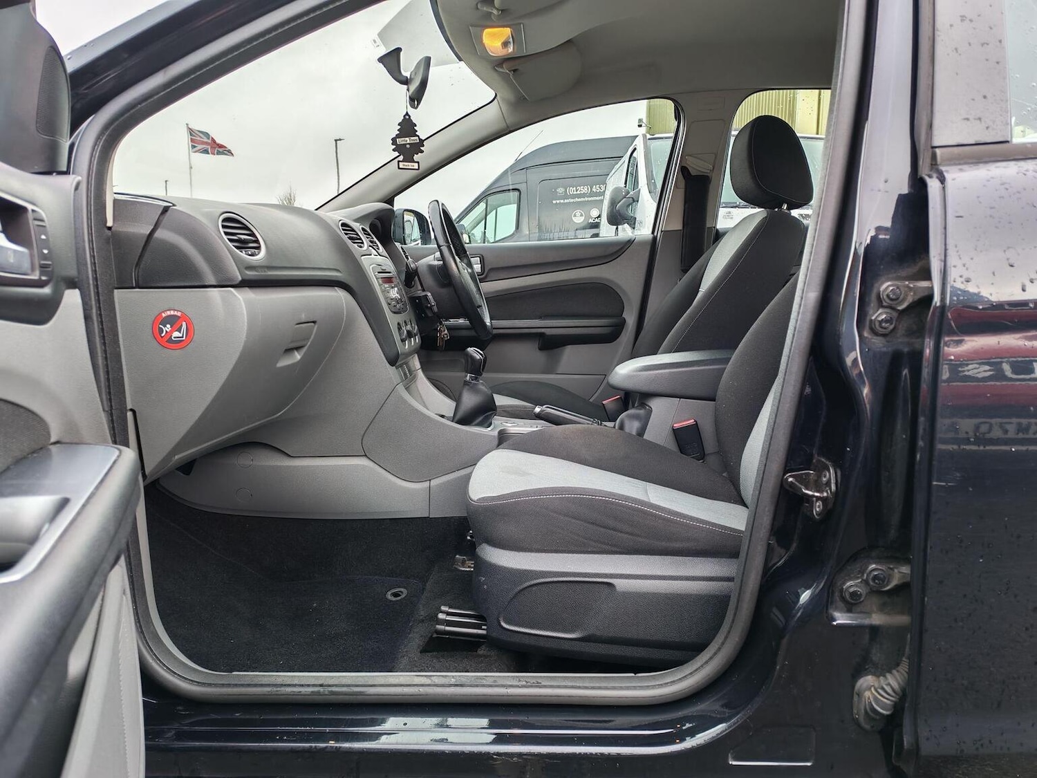 Used Ford Focus 2011 for sale - 77508574: Photo 15