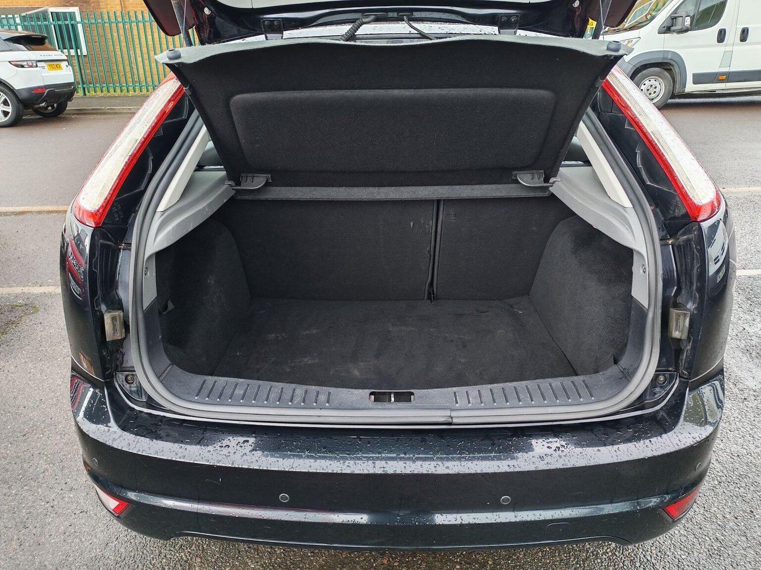 Used Ford Focus 2011 for sale - 77508574: Photo 18