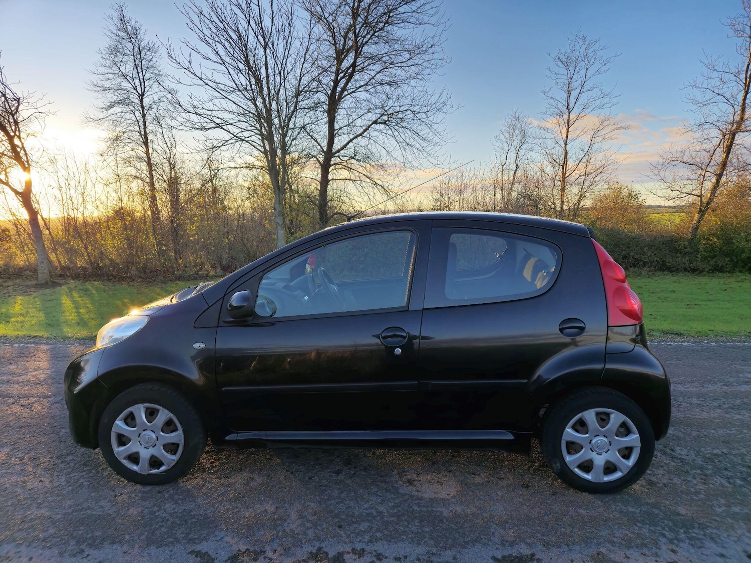 Used Peugeot 107 2010 for sale - 76741259: Photo 13