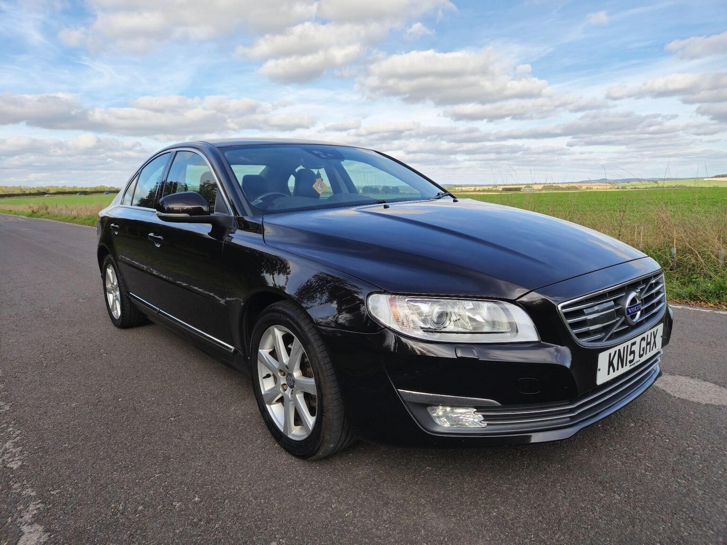 Used Volvo S80 2015 for sale - 76198208: Photo 1