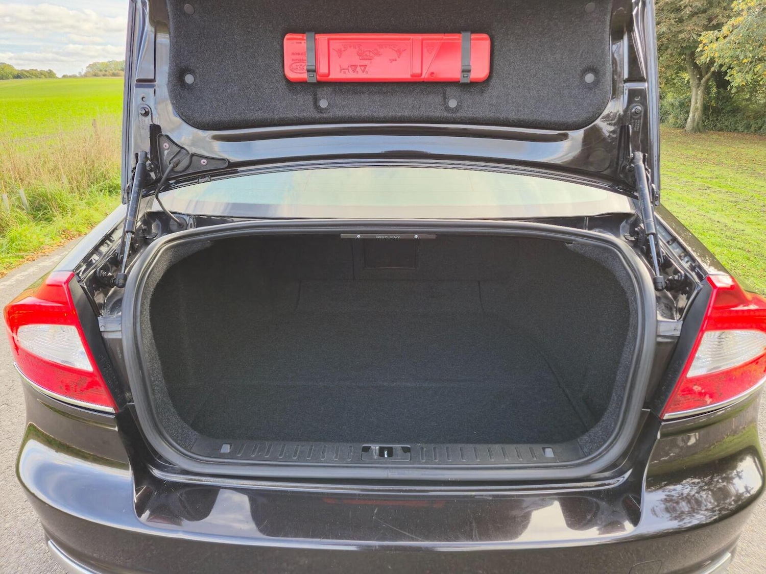 Used Volvo S80 2015 for sale - 76198208: Photo 17