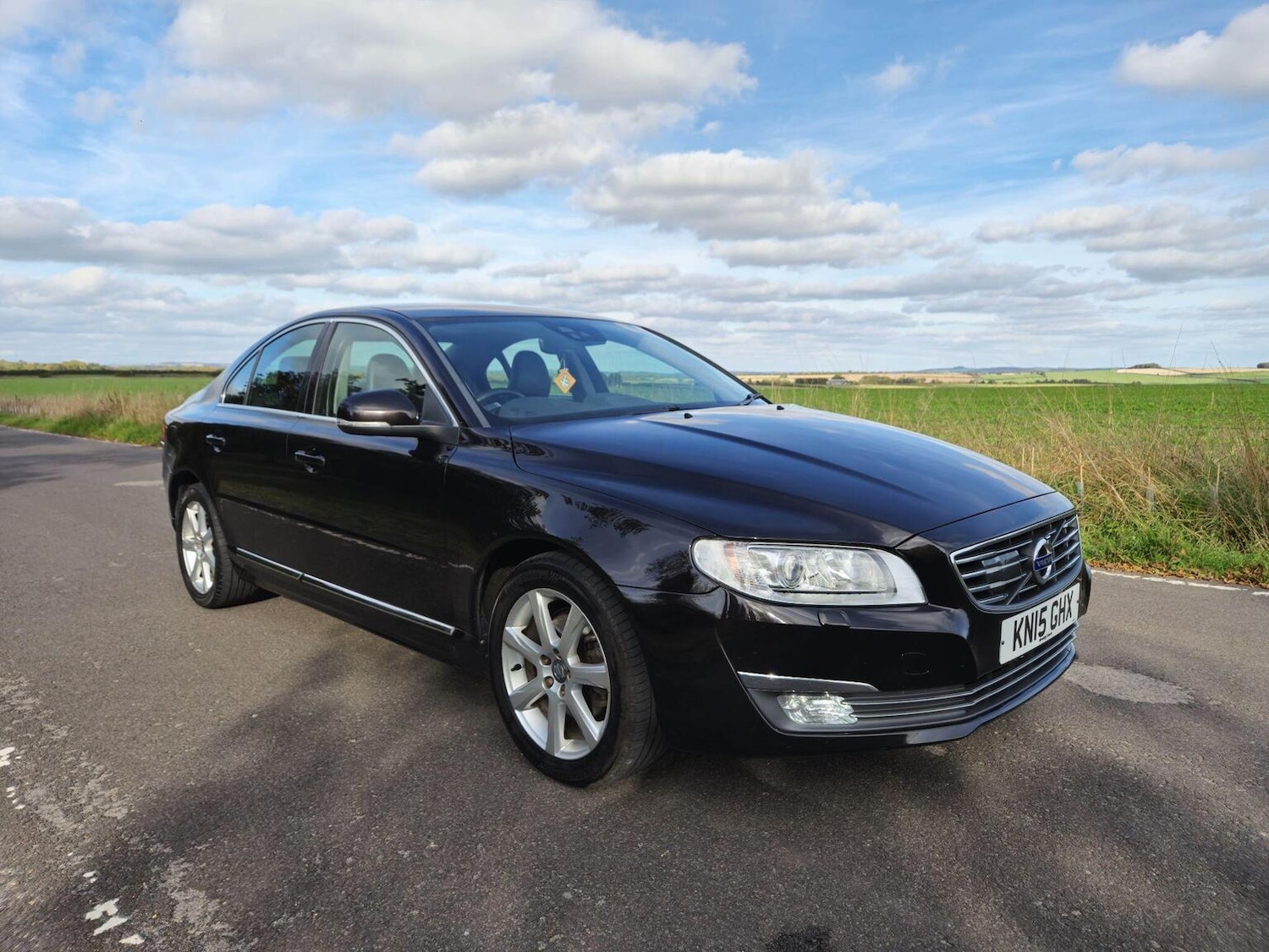 Used Volvo S80 2015 for sale - 76198208: Photo 2