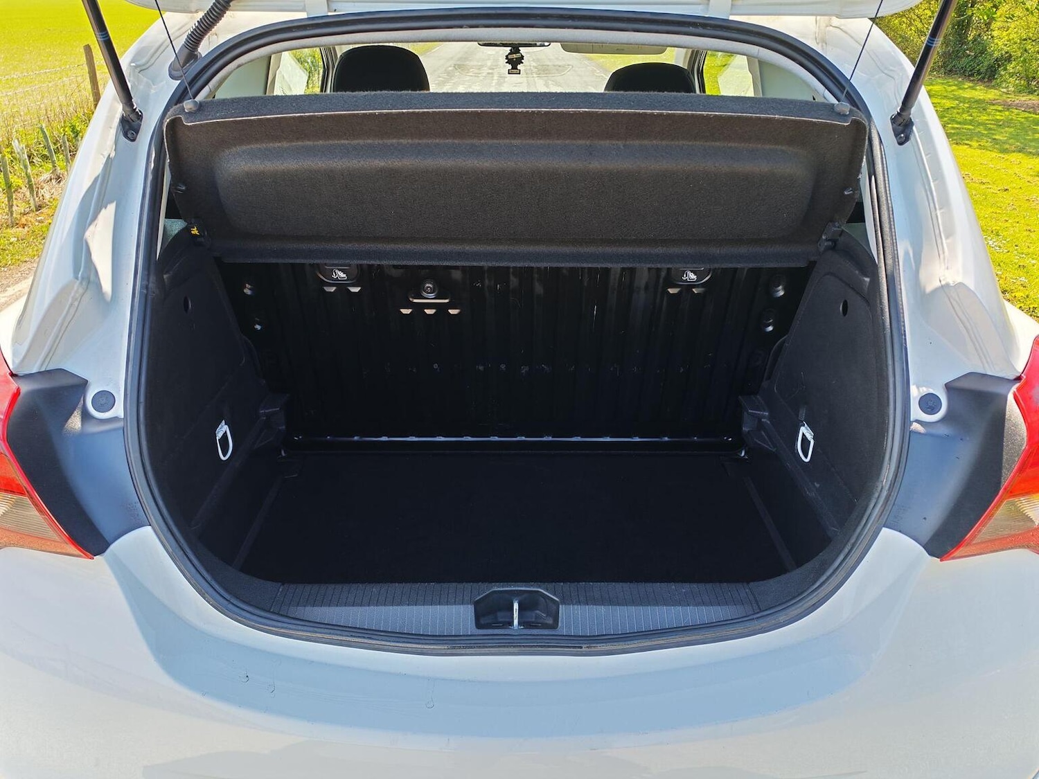 Used Vauxhall Corsa 2017 for sale - 78162206: Photo 25