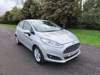 Used Ford Fiesta 2017 for sale - 76082625: Photo