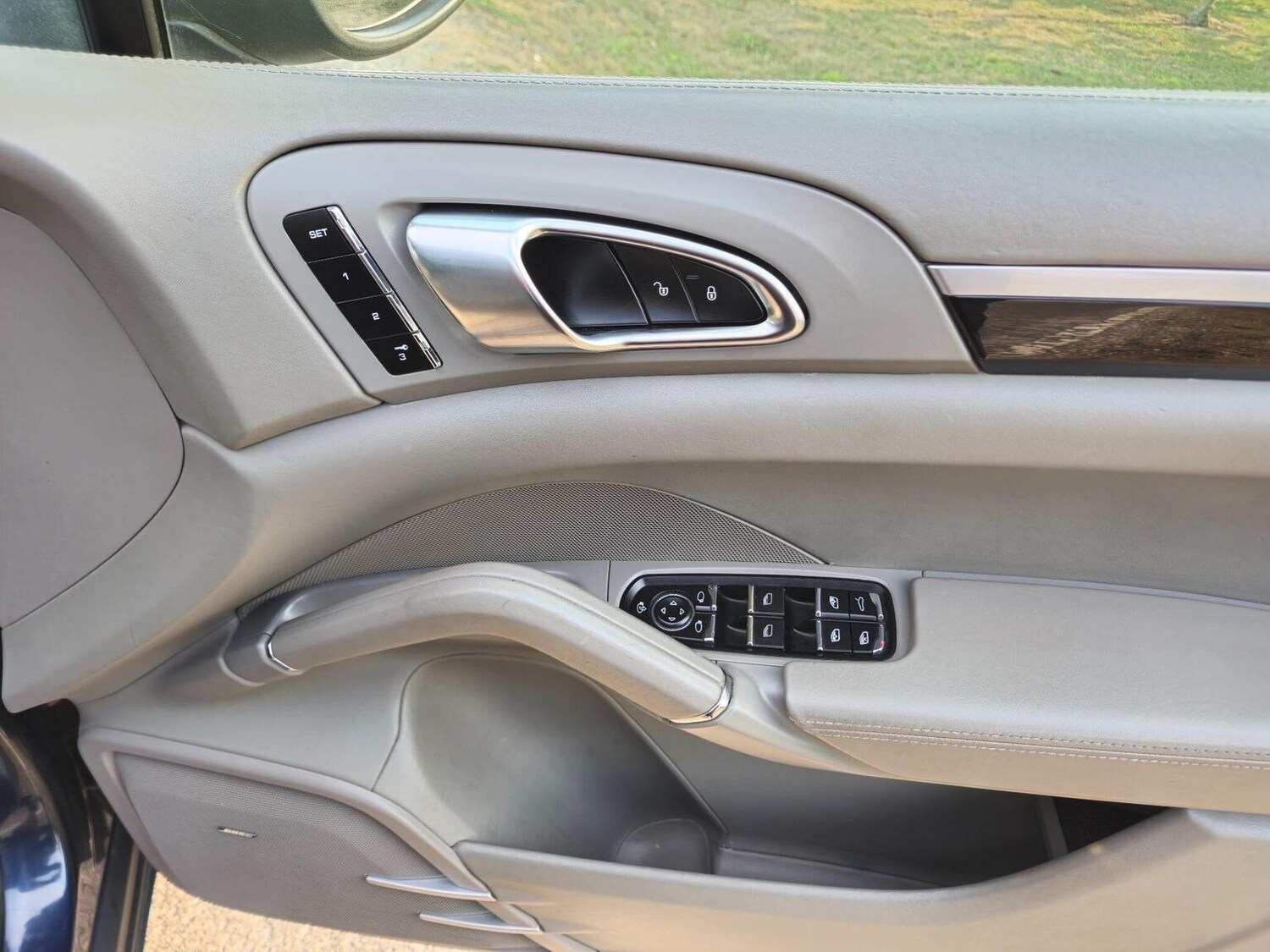 Used Porsche Cayenne 2013 for sale - 77096954: Photo 22