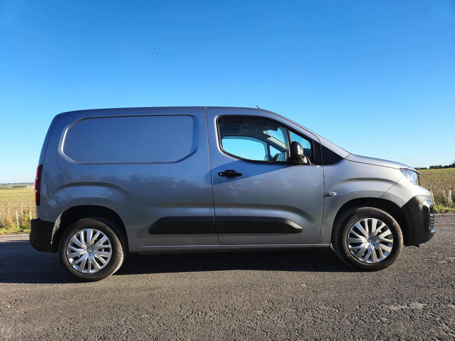 Used Peugeot Partner 2021 for sale - 77056615: Photo 11