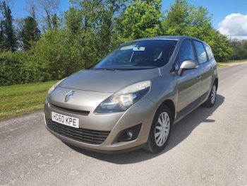 Used Renault Grand Scenic 2010 for sale - 78300501: Photo